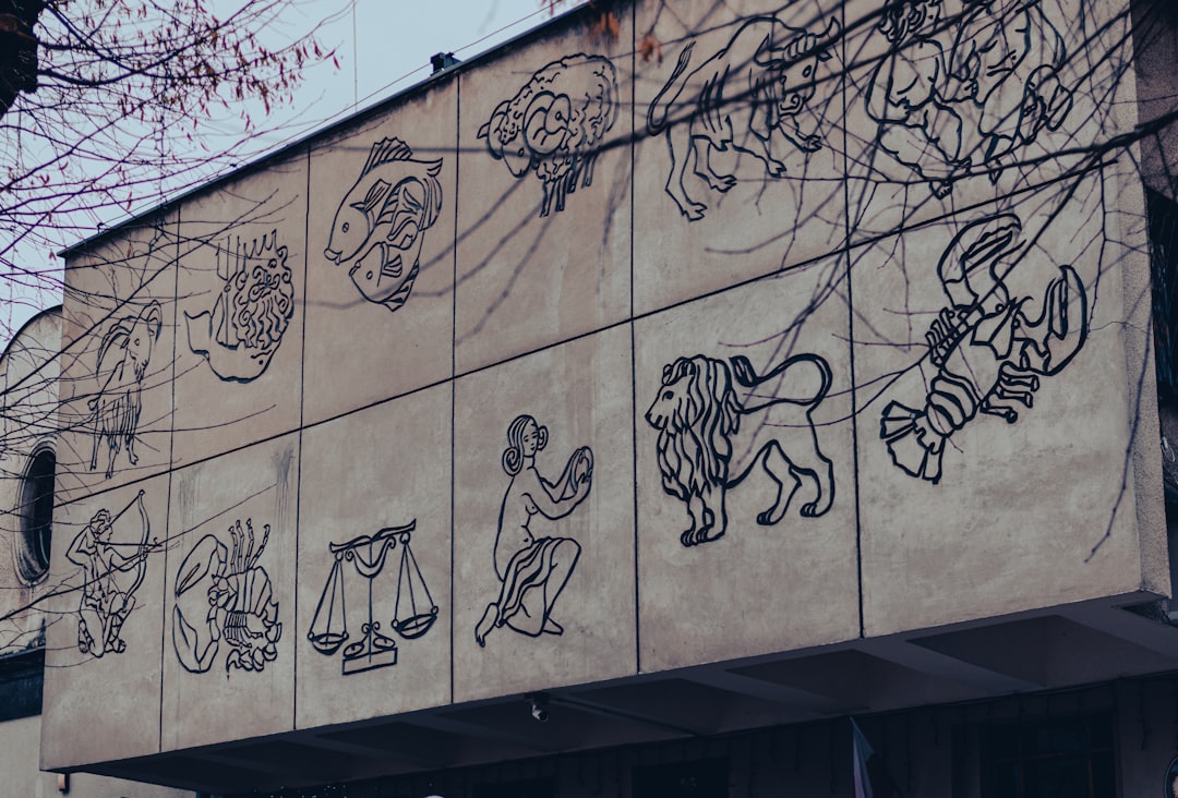 Planets and constellations